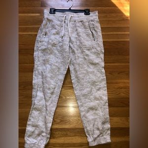 Athleta linen joggers